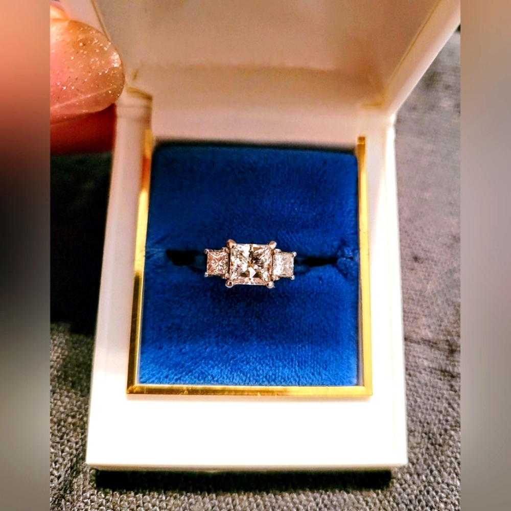 NWT 1.75 tcw Natural Diamond and Platinum Custom Handmade Ring
